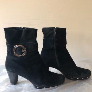 Stuart Weitzman Black Suede Ankle Boot Sz 7.5